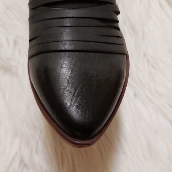 📍NEW <A RIDER GIRL> Strappy Booties - Picture 5 of 8